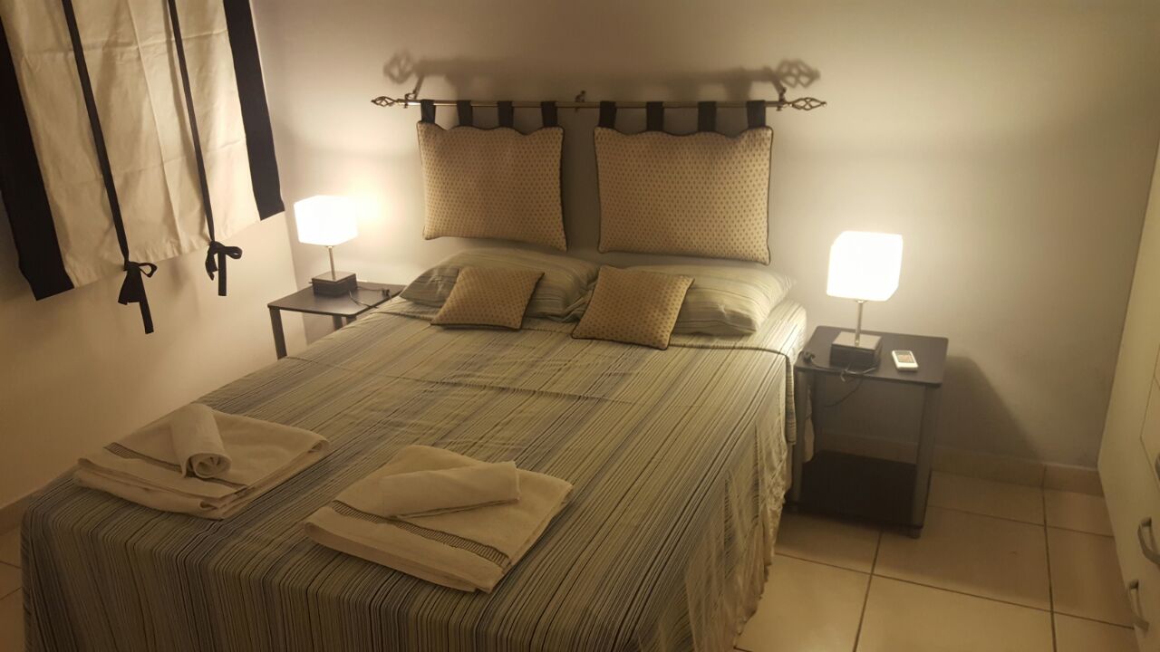 ALQUILO HERMOSO DEPARTAMENTO FINAMENTE AMOBLADO EN BARRIO JARA